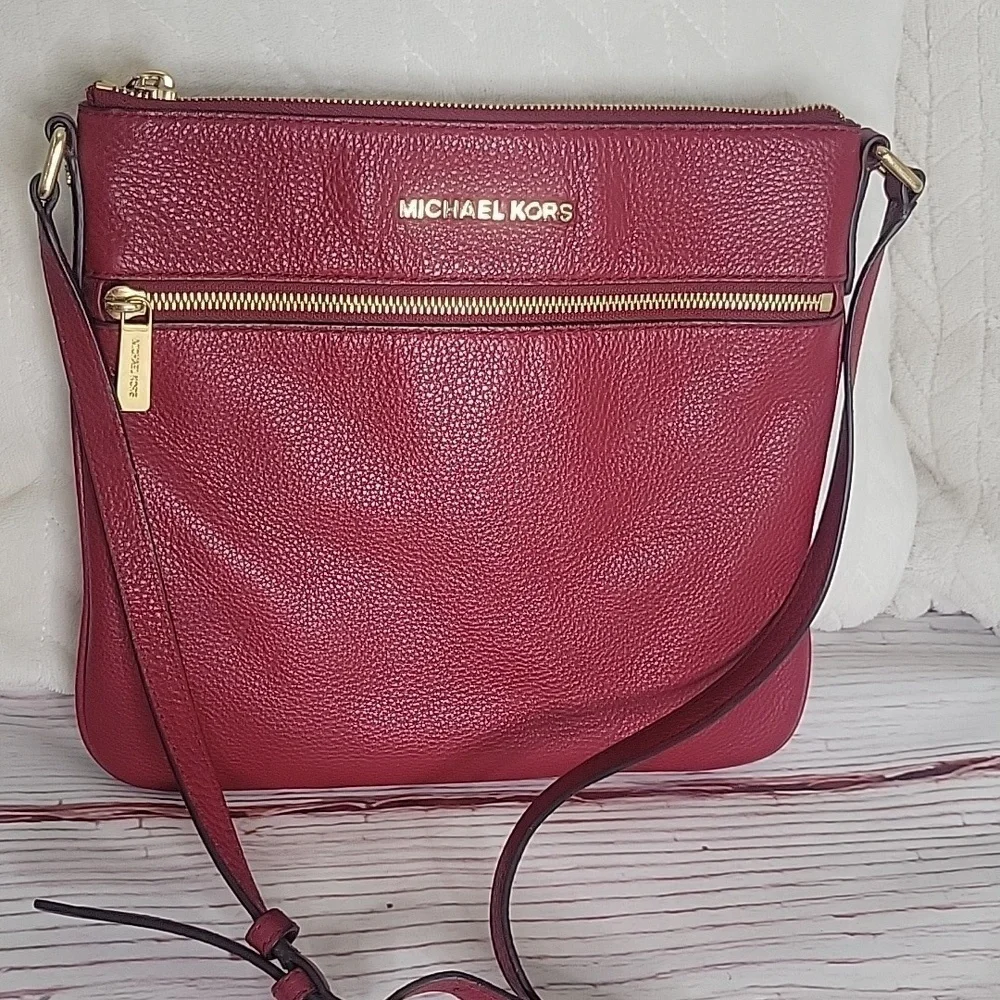 MICHAEL Michael Kors Red Leather Crossbody Bag